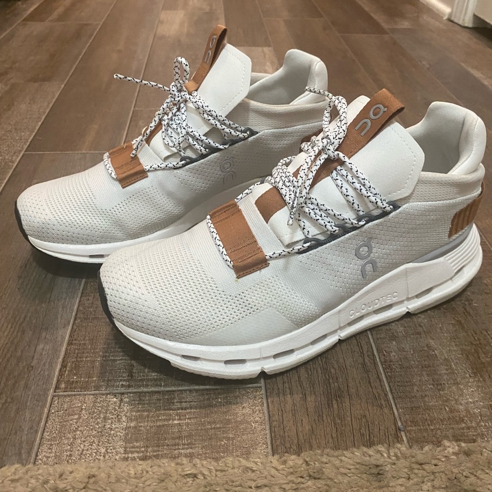 Cloudnova White Pearl Men’s 7.5 / Women’s 9